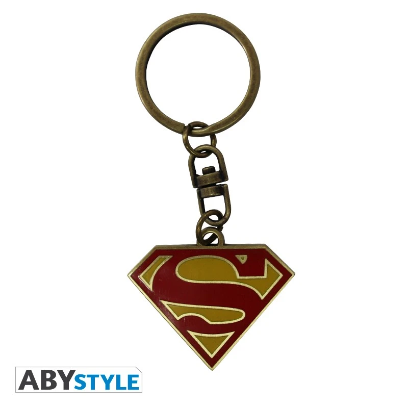 ABYstyle DC COMICS Coffret Cadeau Superman Mug + Porte-clés + Badges 4 ABYstyle DC COMICS Coffret Cadeau Superman Mug + Porte-clés + Badges – Image 4
